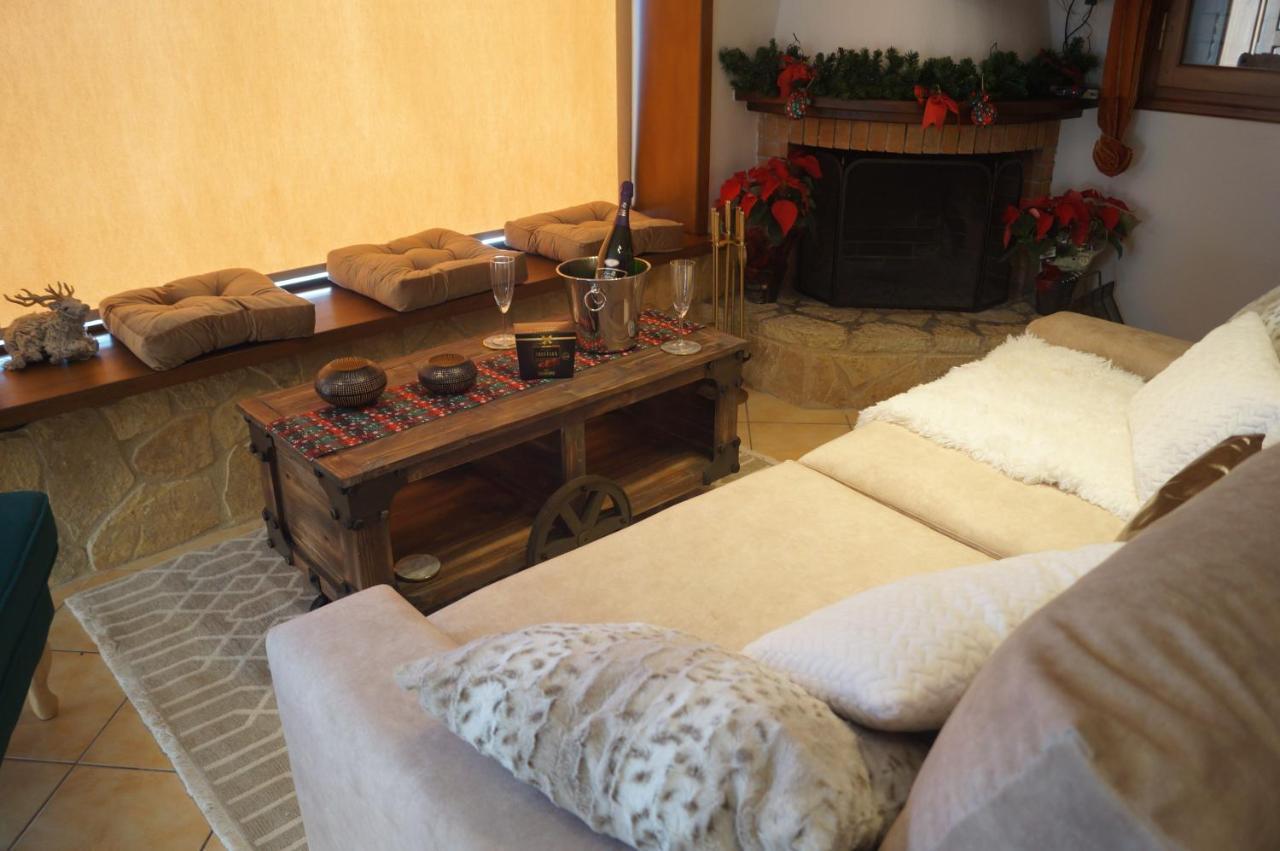 Parnassos Chalets Arachova Esterno foto