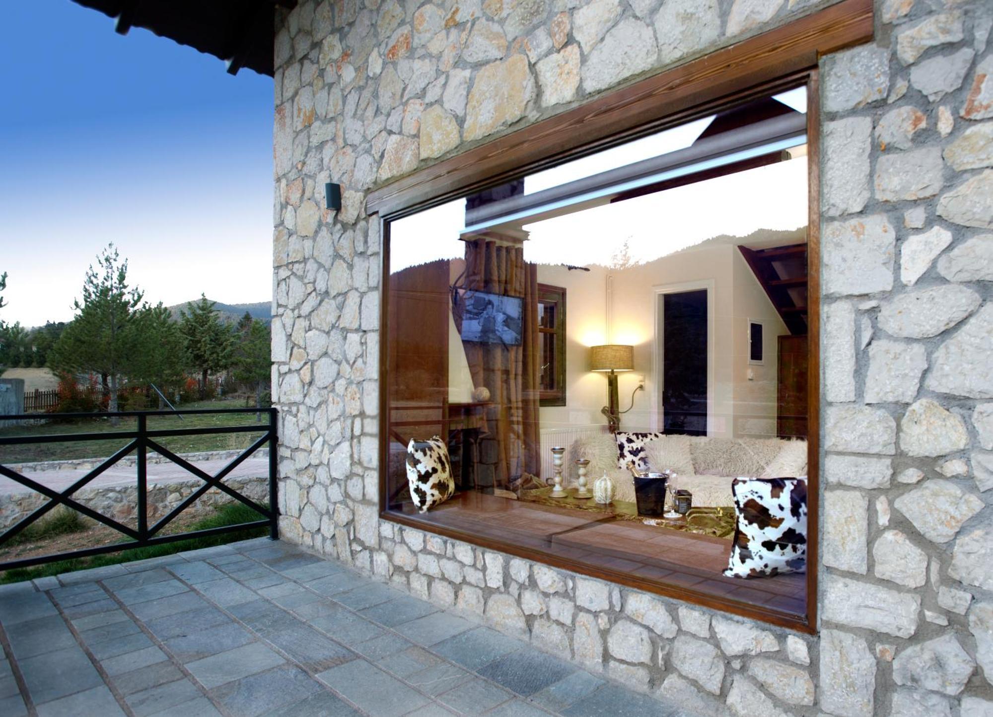 Parnassos Chalets Arachova Esterno foto